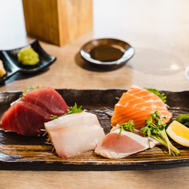 GF | Chef's Mixed Sashimi Plate.