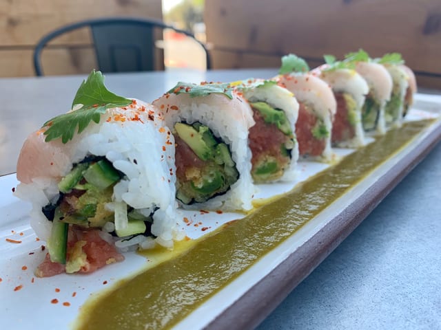 Por Vida Roll.